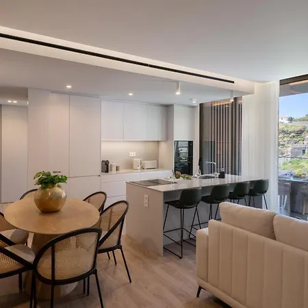 Апартаменты Hills I With Pool And Sea View *
