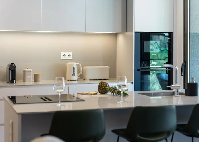 Hills I By An Island 公寓 *