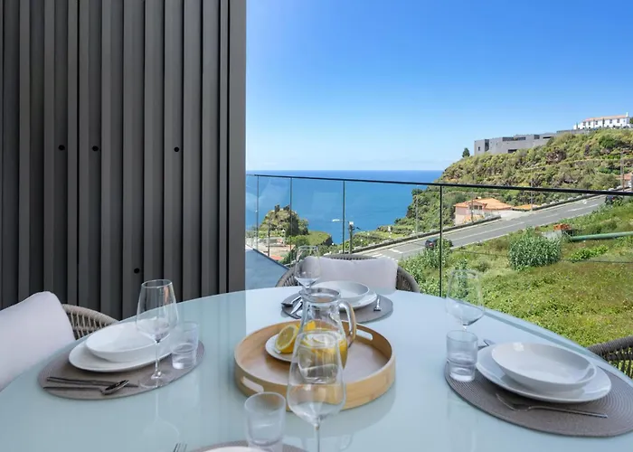 Hills I By An Island Apartamento *